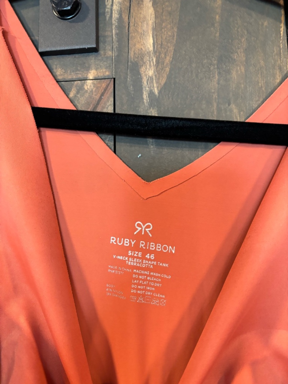 Ruby Ribbon Terracotta V-Neck Sleek Shaping Tank. Used in great condition. Sz 44 - Picture 2 of 2